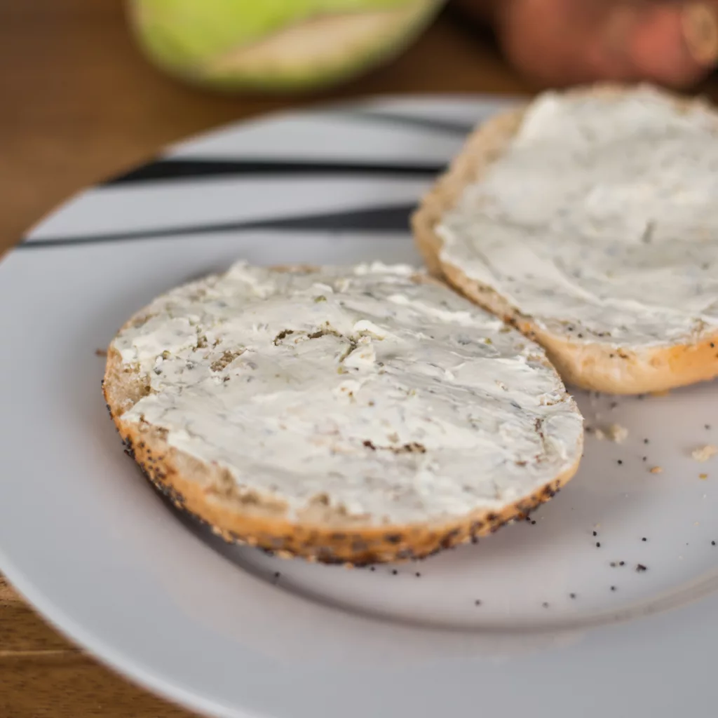 Whole Foods 365 Cream Cheese with Chives and Onions